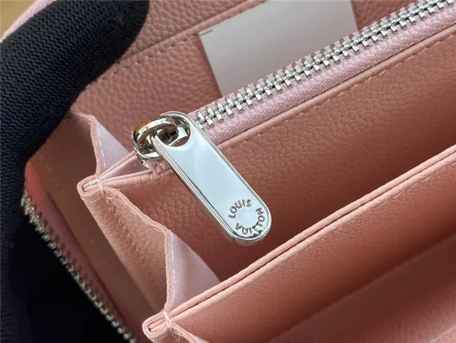 Louis Vuitton Billetera Larga Monograma Perforada Beige 14