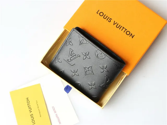 Louis Vuitton PF Twist Chep V Stuno Black Short Wallet 5