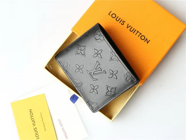 Louis Vuitton PF Twist Chep V Stuno Black Short Wallet 6