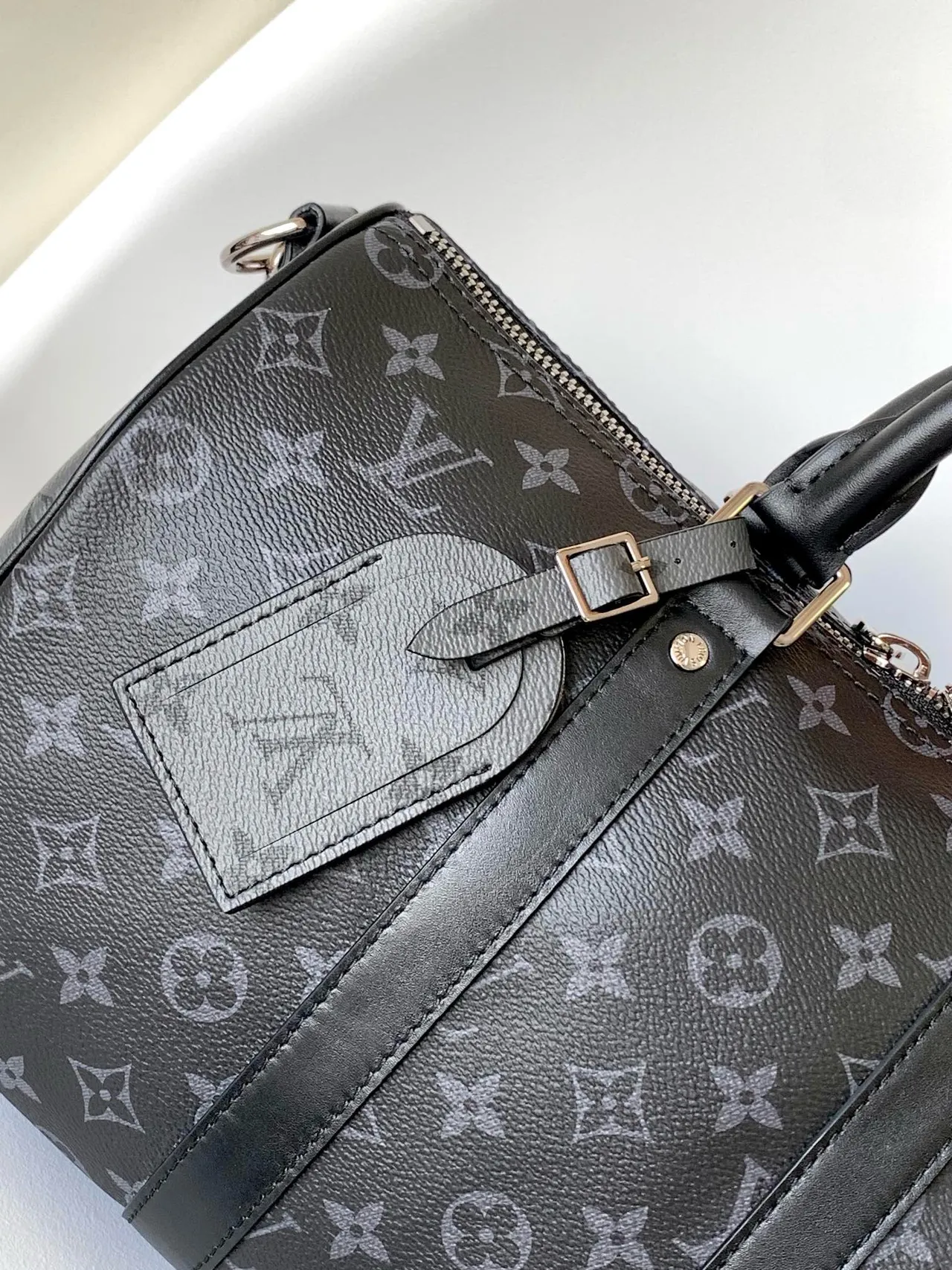 Louis Vuitton Pillow Negro Gris Monogram Canvas Cilíndrico Boston Bag 4