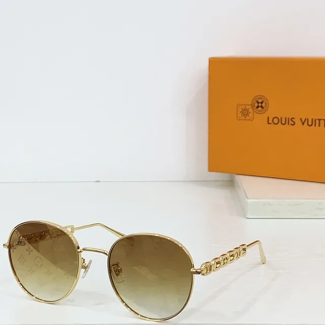 Louis Vuitton Gafas ópticas redondas de metal con cadena en la patilla 5