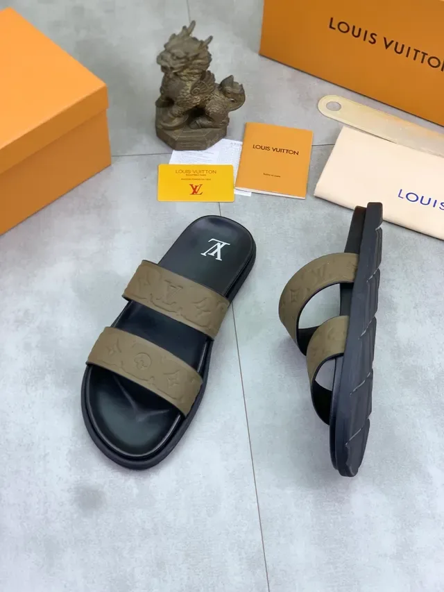 Louis Vuitton Slide Black Beige Molded Rubber Sole Embossed Monogram Straps Slippers 4