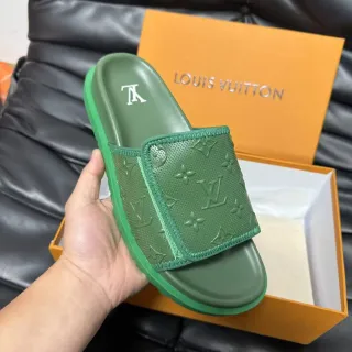 Louis Vuitton أخضر Monogram حزام نعال