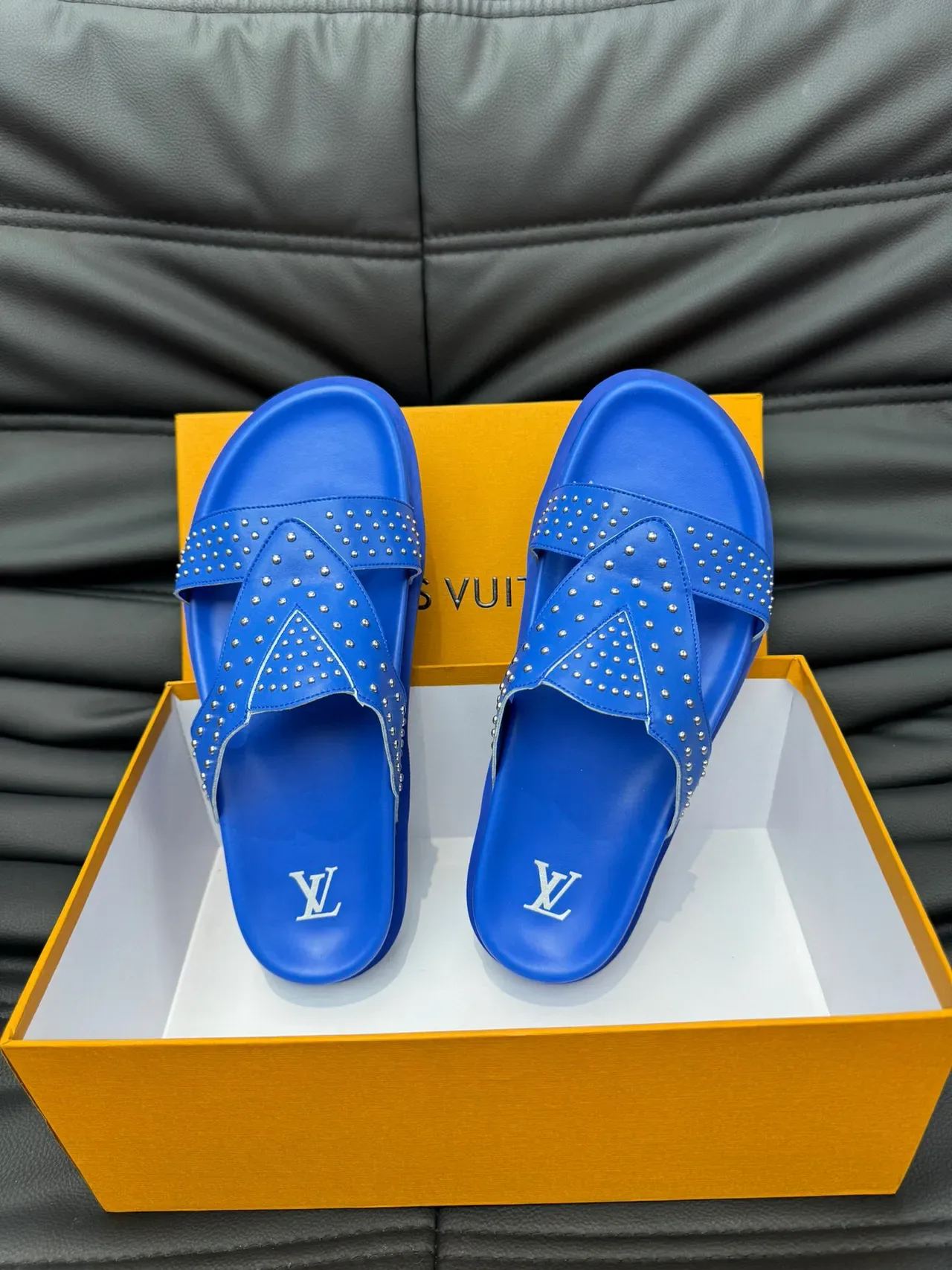Louis Vuitton Sandales Casuales Bleues à Double Sangle avec Clous 5