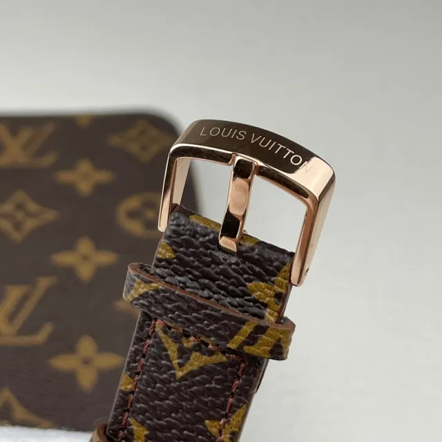 Louis Vuitton Tambour Chronograph काला डायल Rose Gold केस मोनोग्राम स्ट्रैप यांत्रिक घड़ी 3