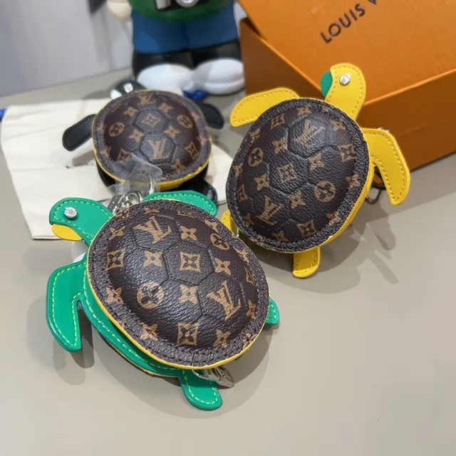 Louis Vuitton Carteira Tartaruga Verde Marrom Monogramado Couro Bolsa Transversal 6