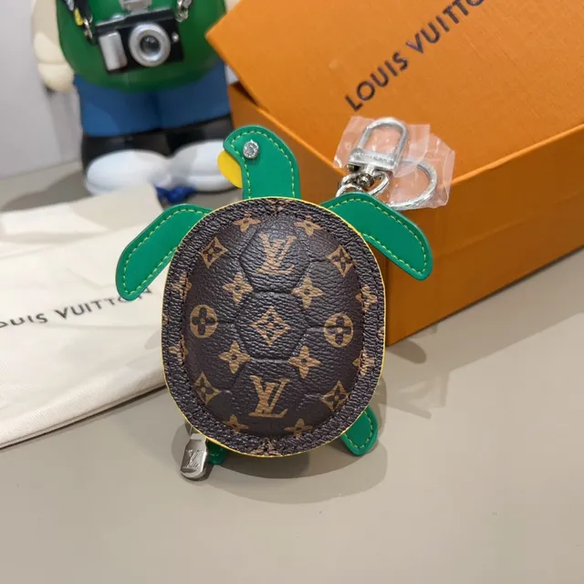 Louis Vuitton Carteira Tartaruga Verde Marrom Monogramado Couro Bolsa Transversal 8
