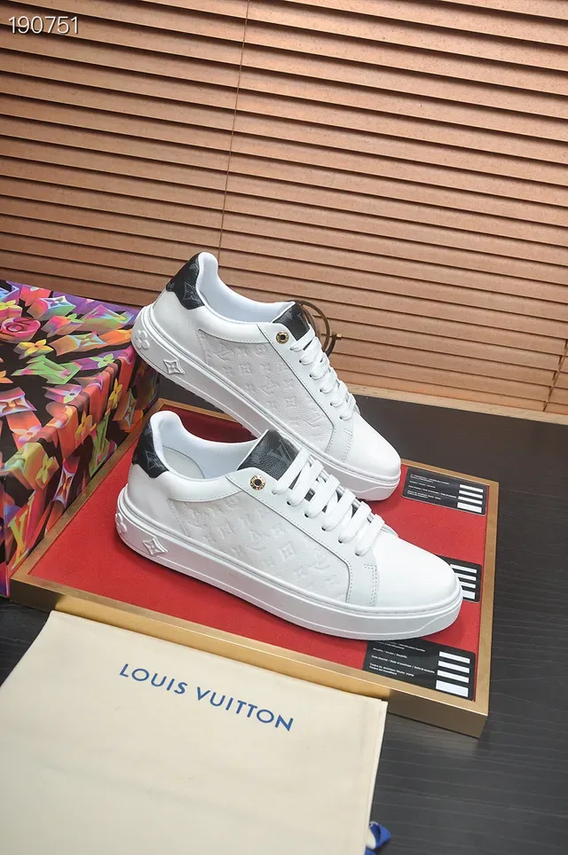 Louis Vuitton 白色 黑色 Monogram-Embossed 皮革 Cupsole Lifestyle Sneakers 5