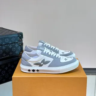 Louis Vuitton Zapatillas Lifestyle Blancas y Grises de Cuero con Paneles, Low-Top