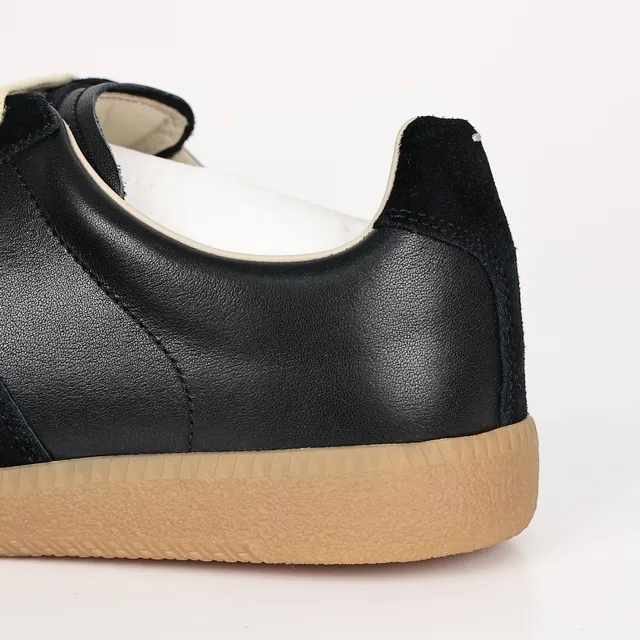 Maison Margiela Negro y Beige Panelado en Ante y Cuero Superior, Cordones de Contraste Crema, Sneakers Lifestyle 4