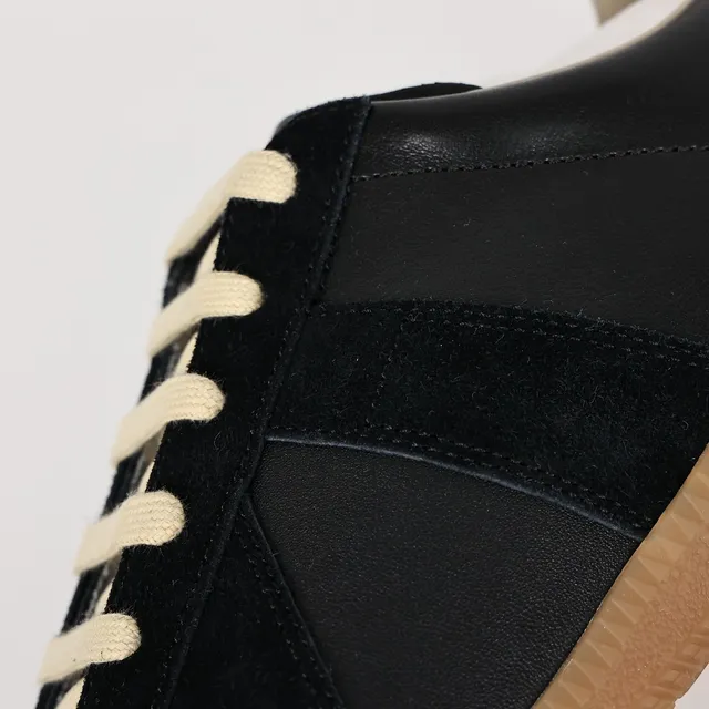 Maison Margiela Negro y Beige Panelado en Ante y Cuero Superior, Cordones de Contraste Crema, Sneakers Lifestyle 6