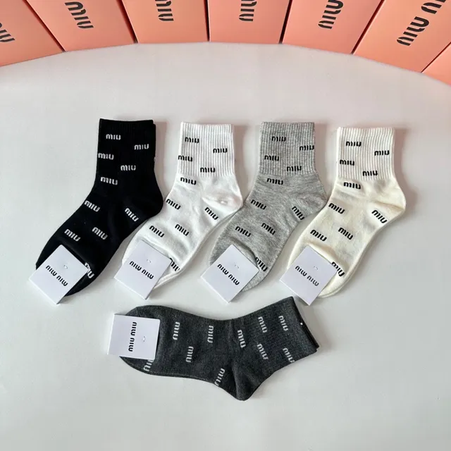 Miu Miu Black White Logo-Print Ankle-Length Socks 4