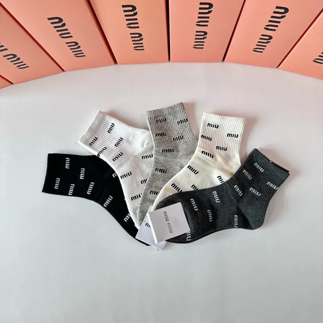 Miu Miu Black White Logo-Print Ankle-Length Socks 7