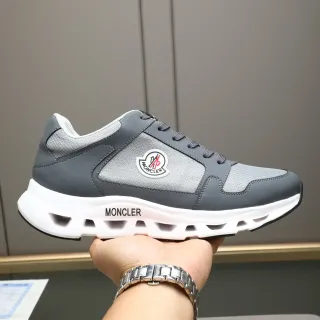 Moncler رمادي أبيض خامات مختلطة علوية مثقوبة وسادة وسطية حذاء أسلوب حياة
