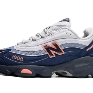New Balance 1000 Navy and Pink 厚底运动鞋