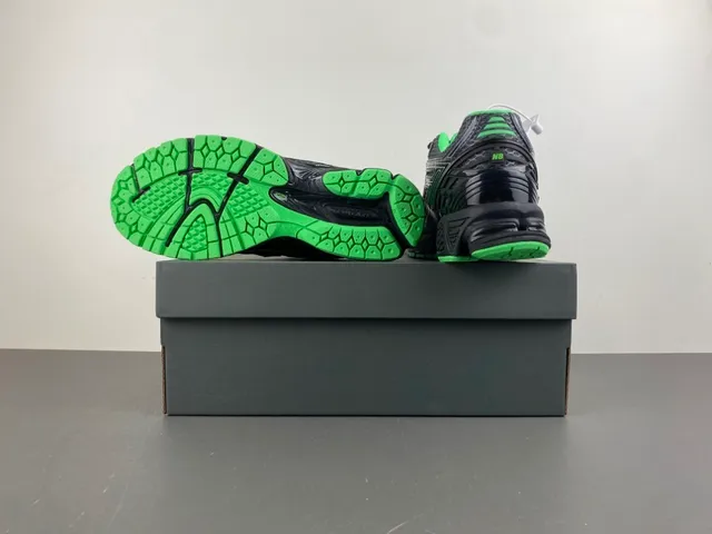 New Balance 1080 Black and Lime Green Running Shoes 16