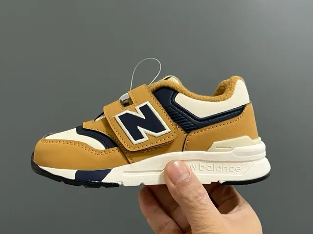 New Balance 327 أسود أبيض Velcro حزام إغلاق ناعم مبطن ياقة أسلوب حياة أحذية رياضية 24