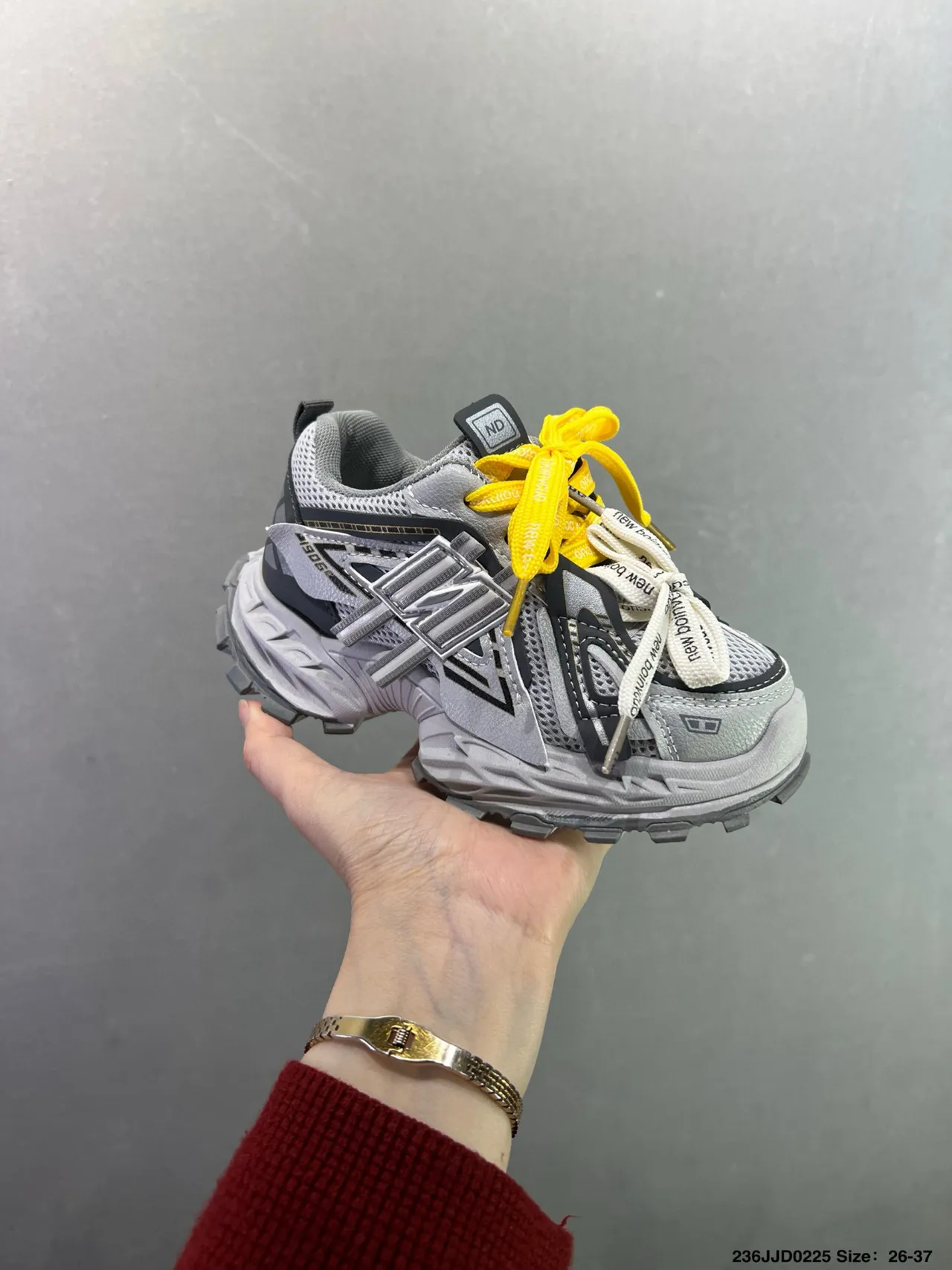 New Balance 9060 Baskets Chunky Gris Violet 16