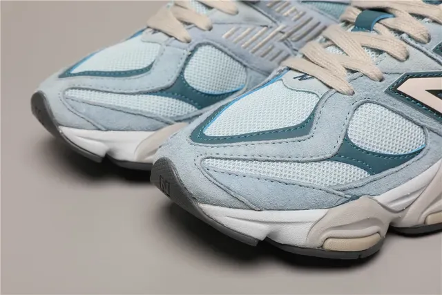 New Balance 9060 Chaussures Lifestyle Bleu Clair Turquoise 4