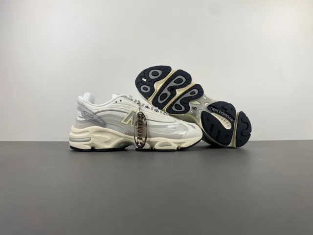 New Balance 9060 Off-White and Gray Chunky Sneakers 12
