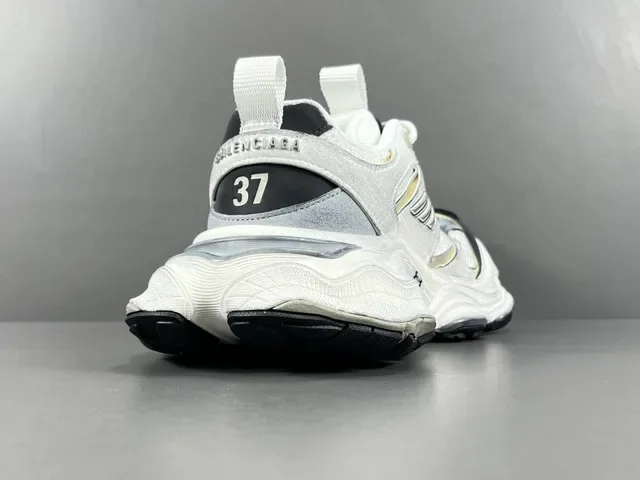 New Balance 9060 White and Black Chunky Sneakers 14