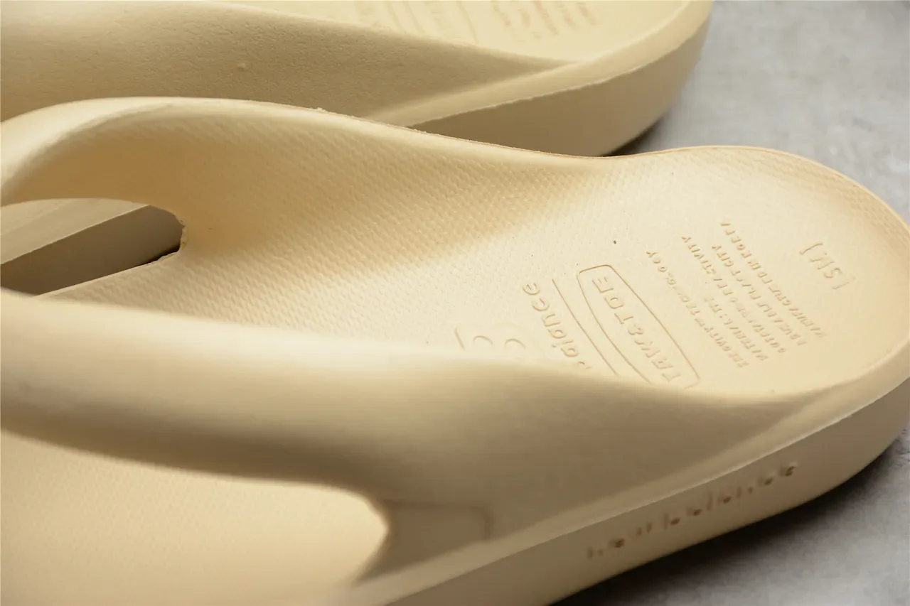 New Balance Beige Molded Monoblock Construction Minimalist Thong Strap Slippers 4