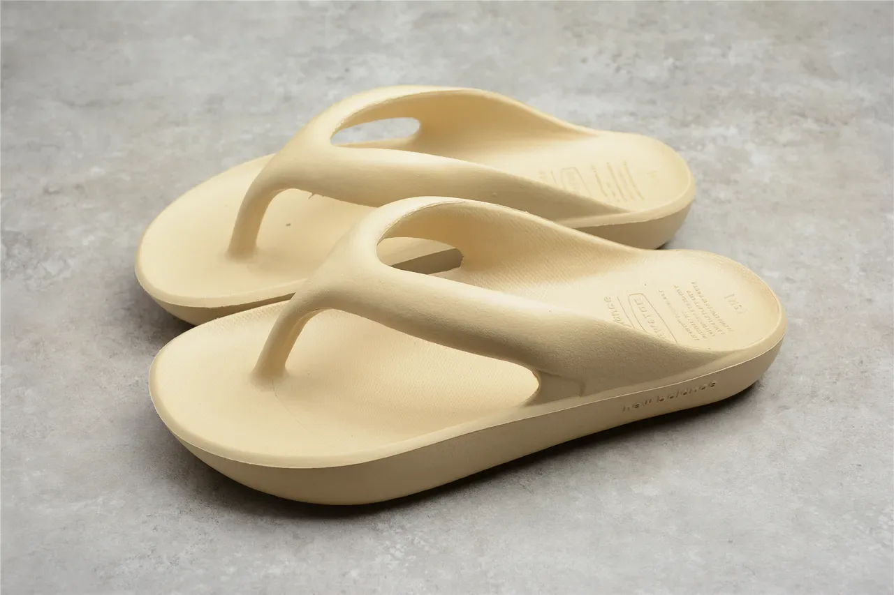 New Balance Beige Molded Monoblock Construction Minimalist Thong Strap Slippers 6