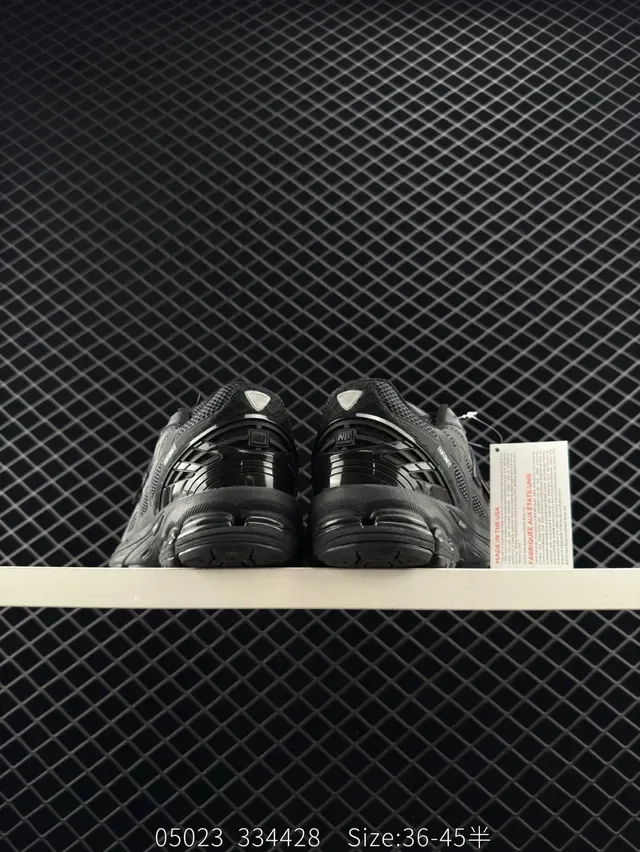 New Balance Fantom Monochrome Black Lifestyle Sneakers 4