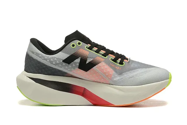 New Balance FuelCell Elite رمادي أسود شبكة مصممة وسيط هندسي أحذية جري 6
