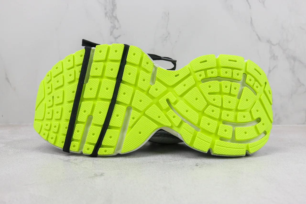 New Balance Gray Yellow Sculpted Midsole Mesh And Synthetic Overlay Construction Chunky Sneakers 8
