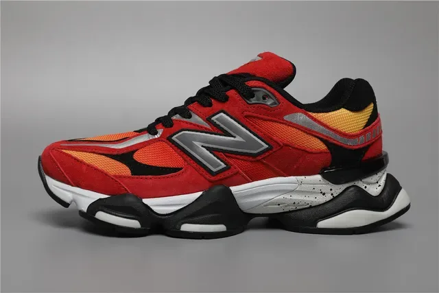 New Balance أحمر برتقالي كعب سميك متعدد الطبقات سويد وشبكة هجينة علوية أحذية نمط حياة 9