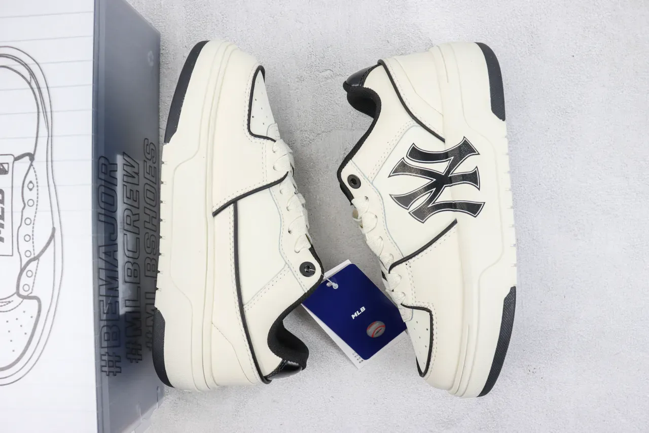 New Era 米白色 黑色 平台鞋底 Interlocking NY Logo 生活方式运动鞋 2