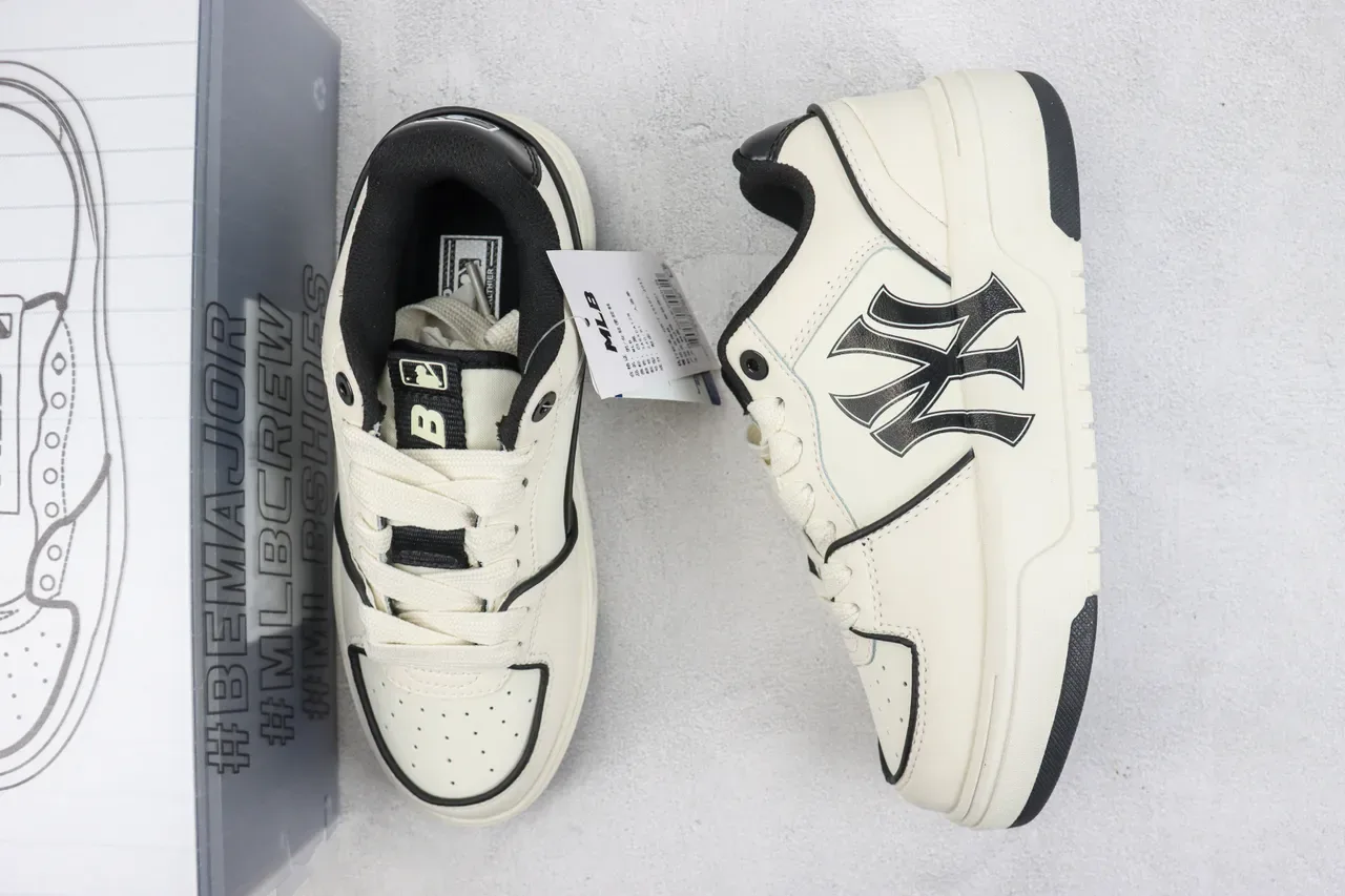 New Era 米白色 黑色 平台鞋底 Interlocking NY Logo 生活方式运动鞋 3