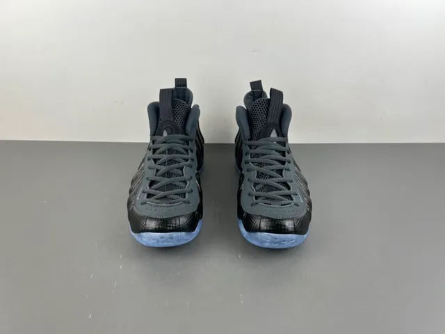 Nike Air Foamposite One Negro Gris Oscuro Suela Translucida Zapatillas de Baloncesto 10