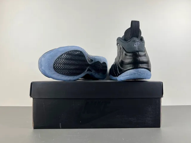 Nike Air Foamposite One Negro Gris Oscuro Suela Translucida Zapatillas de Baloncesto 15