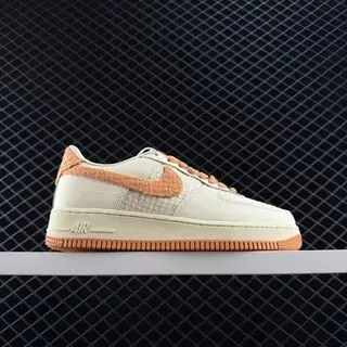 Nike Air Force 1 Low Off-White وبرتقالي أسلوب حياة رياضي