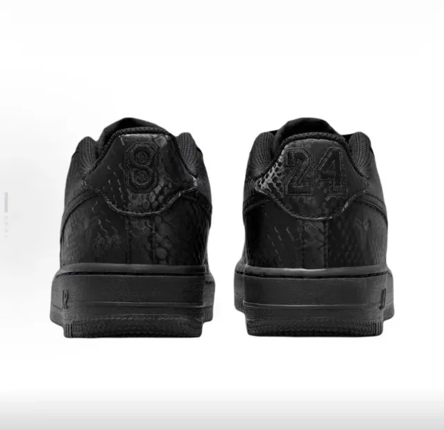 Nike Air Force 1 Monochrome Black Snakeskin Texture Lifestyle Sneakers 3