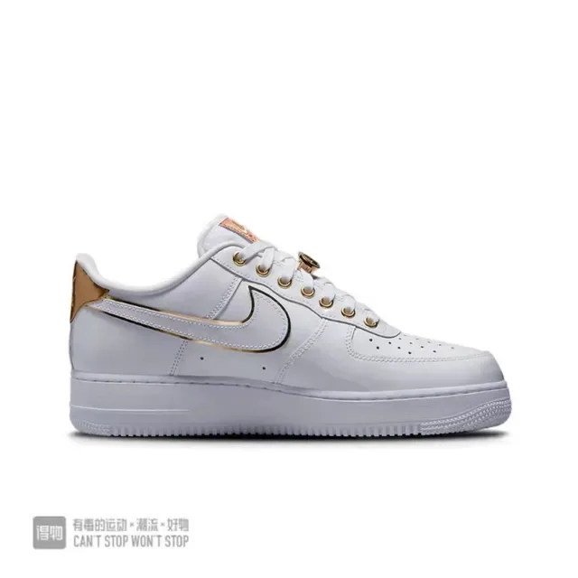 Nike Air Force 1 白色闪光银 Swoosh 金色硬件 生活方式运动鞋 6