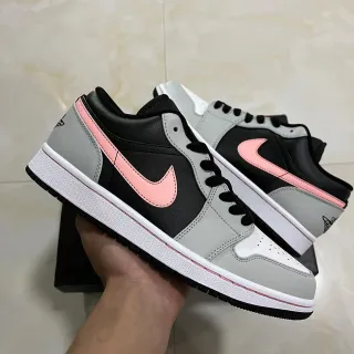 Nike Air Jordan 1 Low أسود رمادي وردي أسلوب الحياة سنيكرز