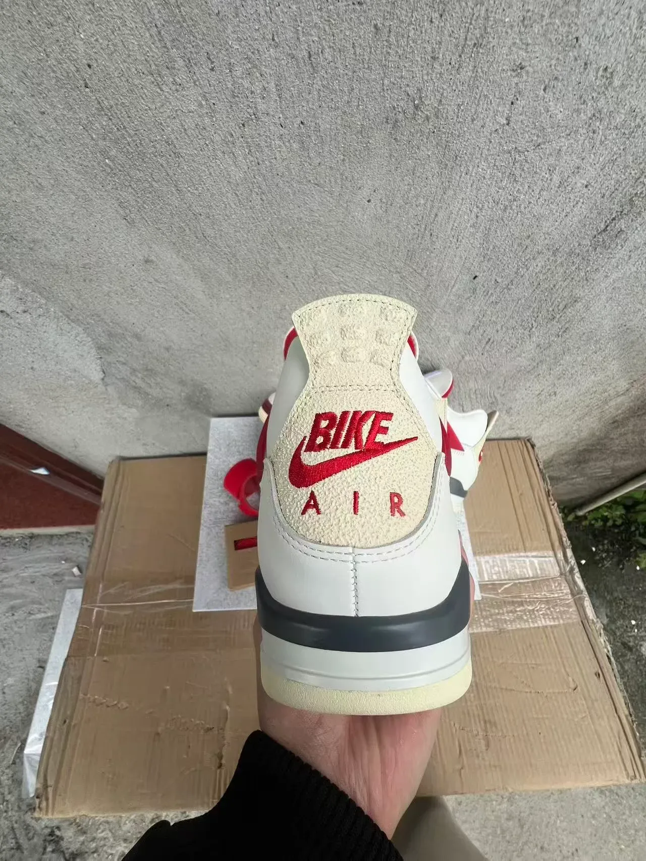 Nike Air Jordan 4 White Red Basketball Shoes 7