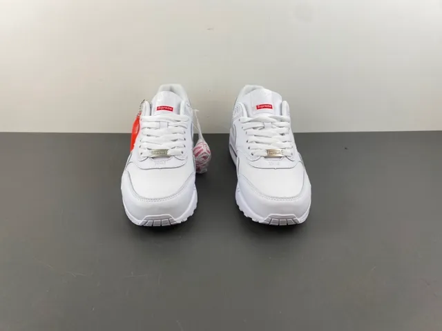 Nike Air Max 1 White Lifestyle Sneakers 11