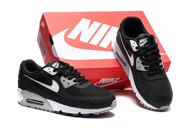 Nike Air Max 90 Black White Lifestyle Sneakers 2