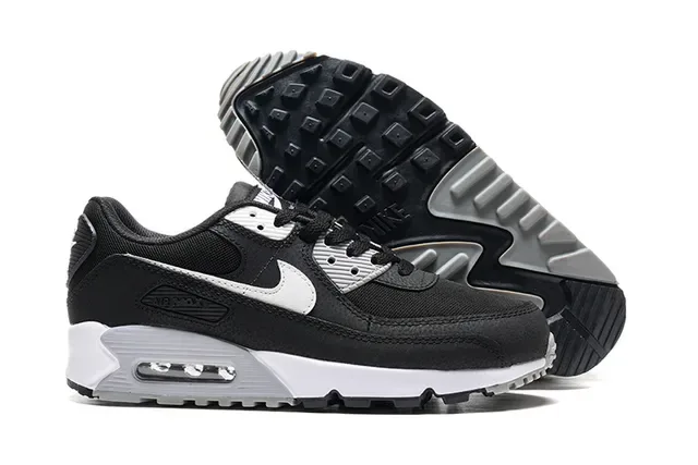 Nike Air Max 90 Black White Lifestyle Sneakers 4