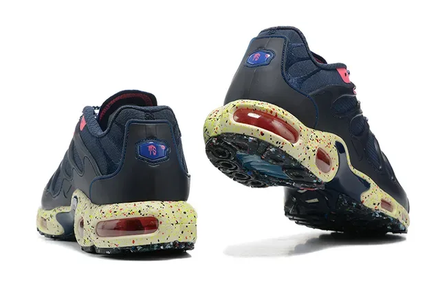 Nike Air Max Plus Navy Pink Semelle intermédiaire parsemée Sneakers Lifestyle 2