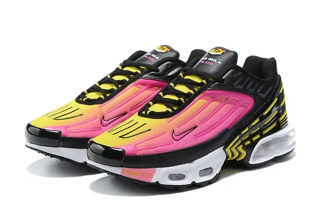 Nike Air Max Plus Tuned Air Gradient Pink Yellow Black Lifestyle Sneakers 3