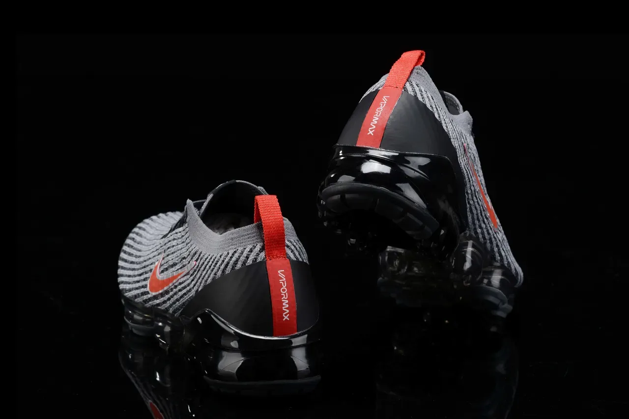 Nike Air VaporMax Flyknit ধূসর, কালো, লাল লাইফস্টাইল স্নিকার 10