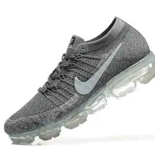 Nike Air VaporMax Flyknit رمادي شفاف سكينرز لايف ستايل
