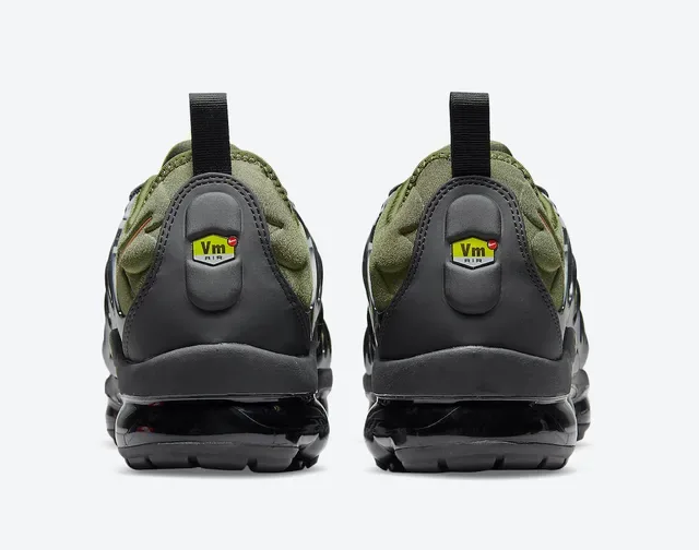 Nike Air VaporMax Plus Verde Oliva Negro Zapatillas Lifestyle 3