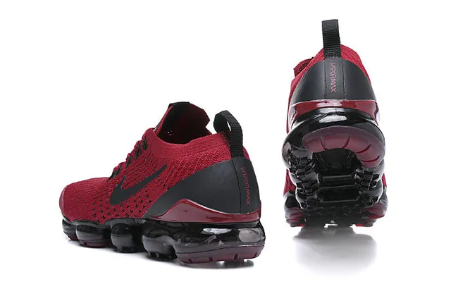 Nike Air VaporMax 红黑跑鞋 3