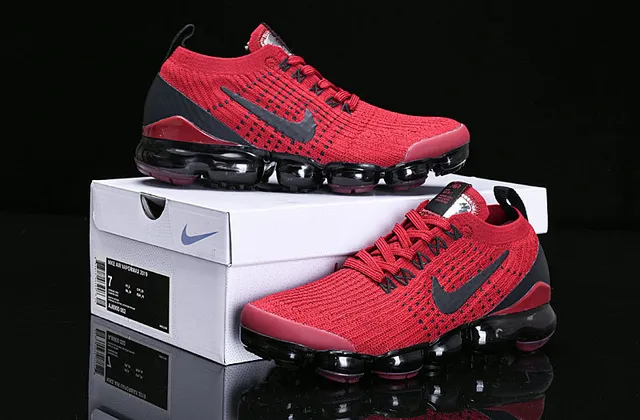 Nike Air VaporMax 红黑跑鞋 9